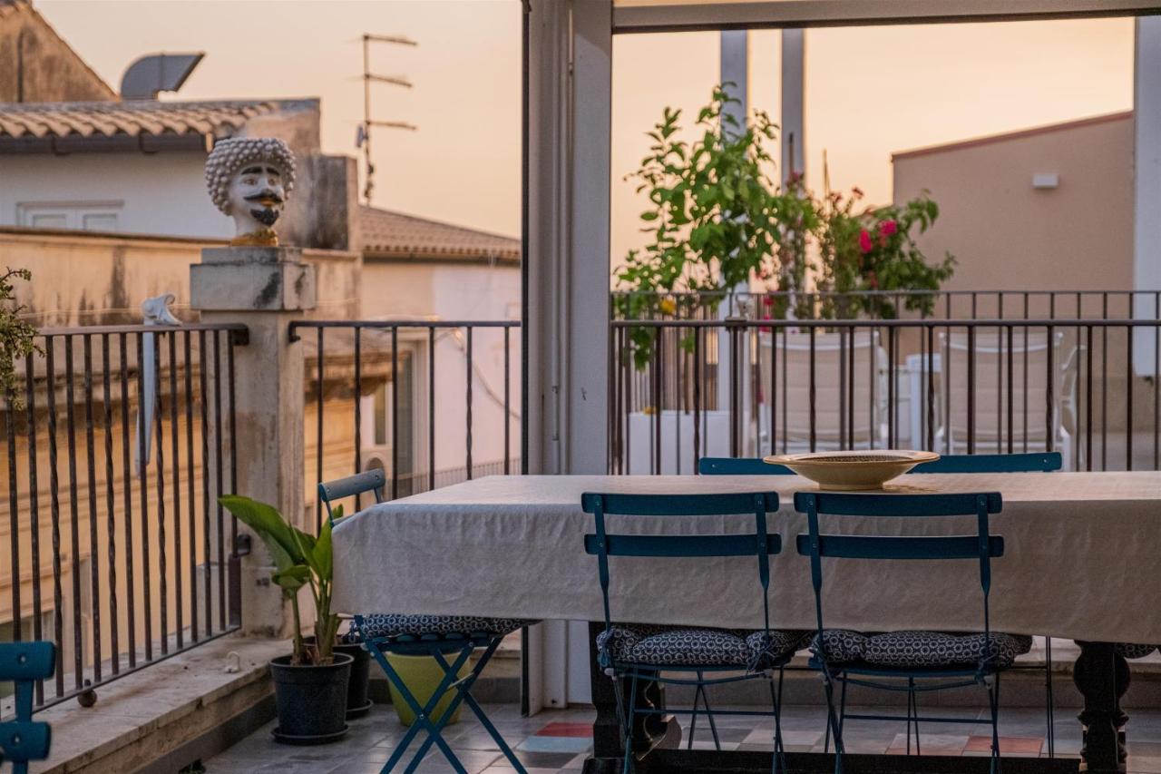 Palazzo Gilistro Bed & Breakfast Syracuse Bagian luar foto